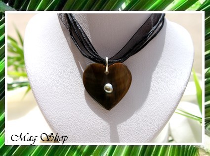 Archipels Collection Collier Coeur Nacre H2.5cm & Perle Keishi de Tahiti MAG.SHOP