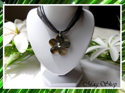 Archipels Collection Collier Miti Fleur Hibiscus Nacre 3cm & Keishi de Tahiti MAG.SHOP