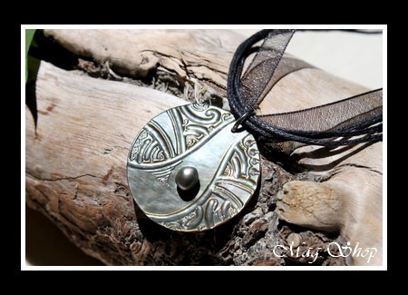 Archipels Collection Collier Miti Tuamotu Marquisien Nacre 3cm & Keishi de Tahiti MAG.SHOP