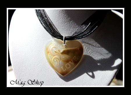 Coeurs de L`Océan Collection  Collier Miti  Coeur LOVE Nacre de Tahiti 3CM Reflets Clairs MAG.SHOP