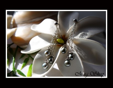 Keishis Collection  Boucles d`Oreilles Hiva Oa` Argent Rhodié 925 . 6 Perles Keishis de Tahiti MAG.SHOP