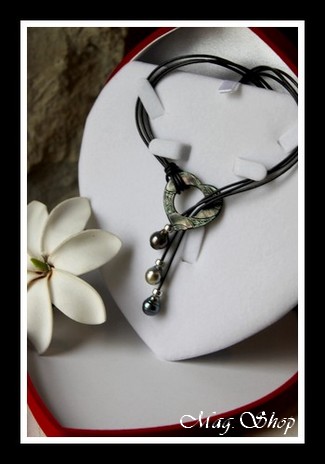 Lagon Coeur Marquisien Collier Nacre 3cm & 3 Perles Cerclées de Tahiti MAG.SHOP