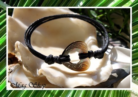 Marquises Collection  Bracelet coeur Vagues Nacre de Tahiti 2.5cm MAG.SHOP