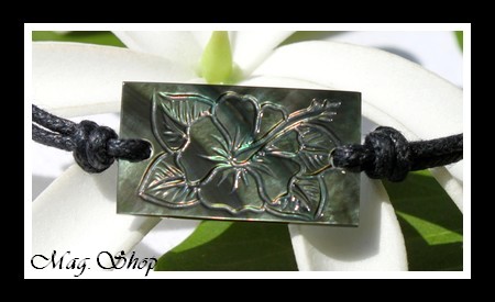  Moorea Fleur Hibiscus Bracelet Arenui Nacre de Tahiti 2.5cm Reflets Foncés-Verts MAG.SHOP