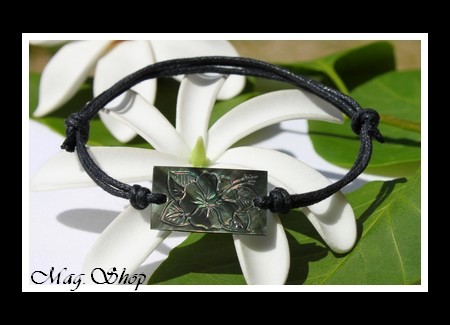  Moorea Fleur Hibiscus Bracelet Arenui Nacre de Tahiti 2.5cm Reflets Foncés-Verts MAG.SHOP