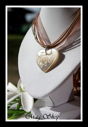 Nuarei Collier Coeur Tortue Nacre de Tahiti Modèle 4 MAG.SHOP