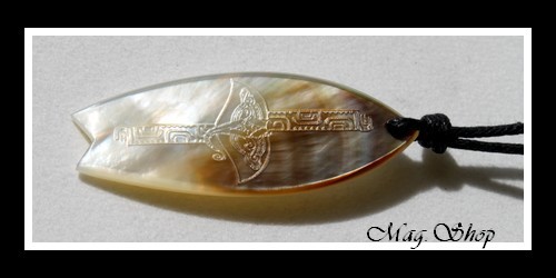 Planche de Surf Raie Marquisienne Collier Nacre de Tahiti H5cm Reflets Clairs-Marrons MAG.SHOP