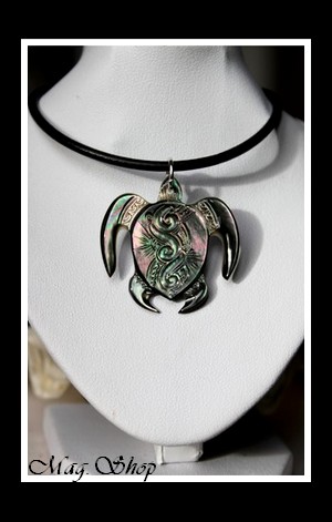 Tortue Moana Marquisienne 3 Vagues Collier Nacre de Tahiti Reflets Foncés  MAG.SHOP