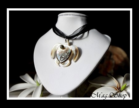 Tortue Moana Vagues Collier Nacre & Perle Keishi de Tahiti MAG.SHOP