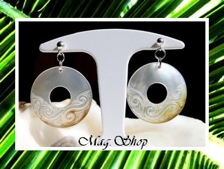 Marquises Collection / Boucles d'Oreilles Tekava Tuamotu Ajourés Vagues Nacre de Tahiti 3cm Reflets Clairs / Argent 925 (0.54g) (photos contractuelles)